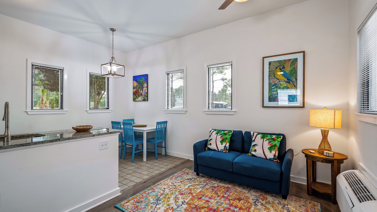Photo of Livingroom in Carrabelle