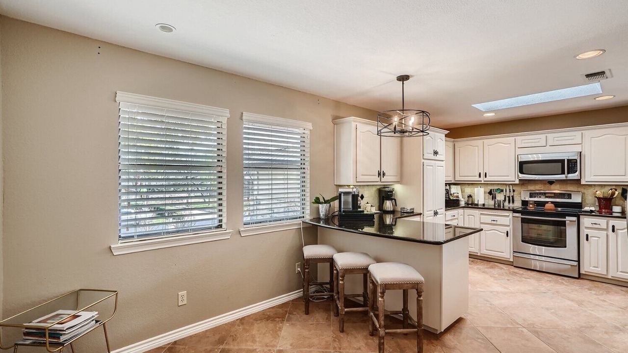 Photo of Kitchen in Horseshoe Bay West