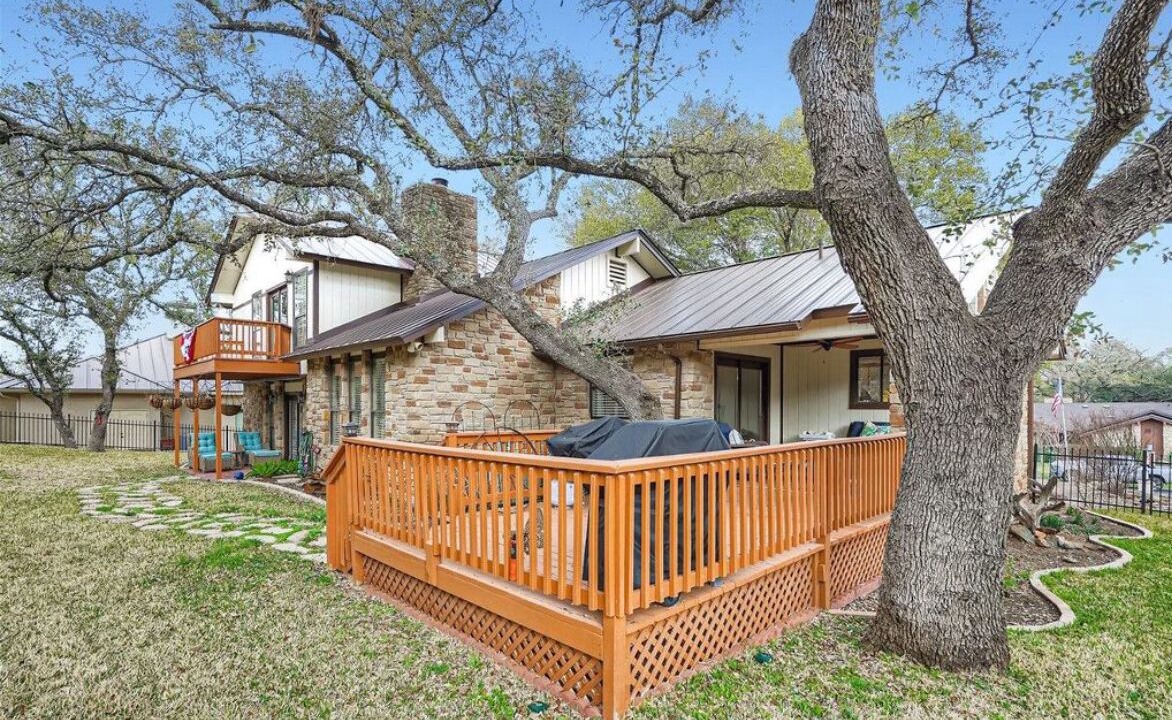 Photo of Outdoor in Horseshoe Bay West