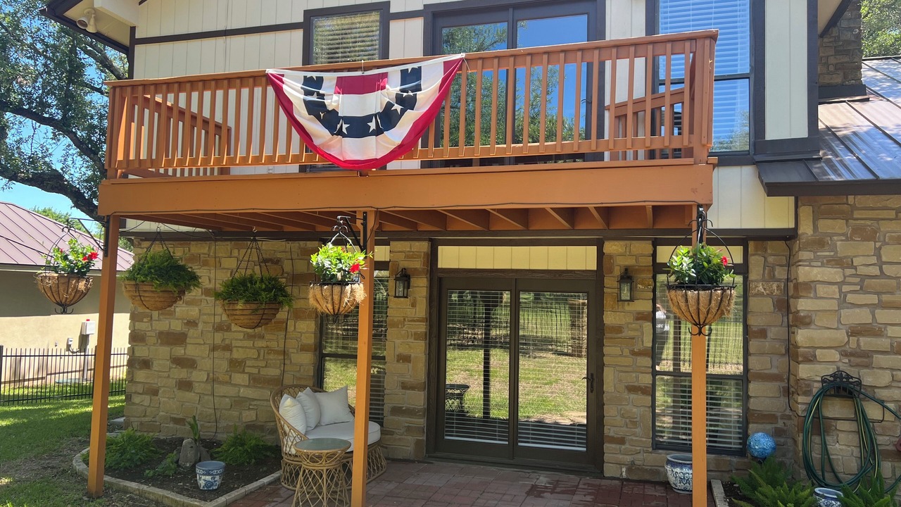 Photo of Outdoor in Horseshoe Bay West