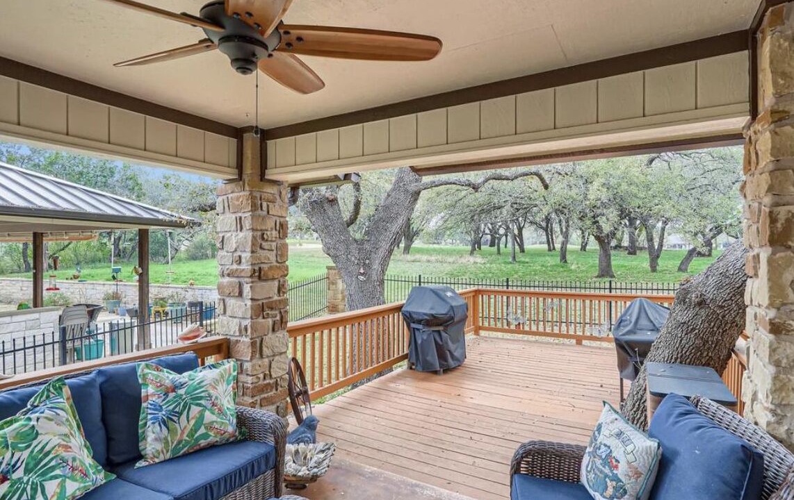 Photo of Patio Balcony in Horseshoe Bay West