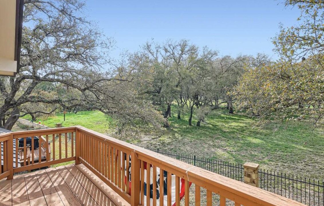 Photo of Outdoor in Horseshoe Bay West