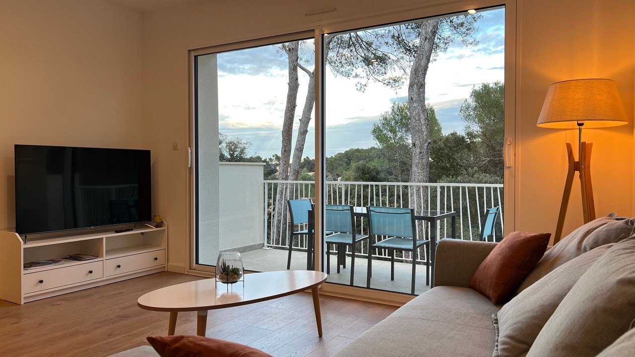 Photo of Livingroom in Saint-Clement-de-Riviere