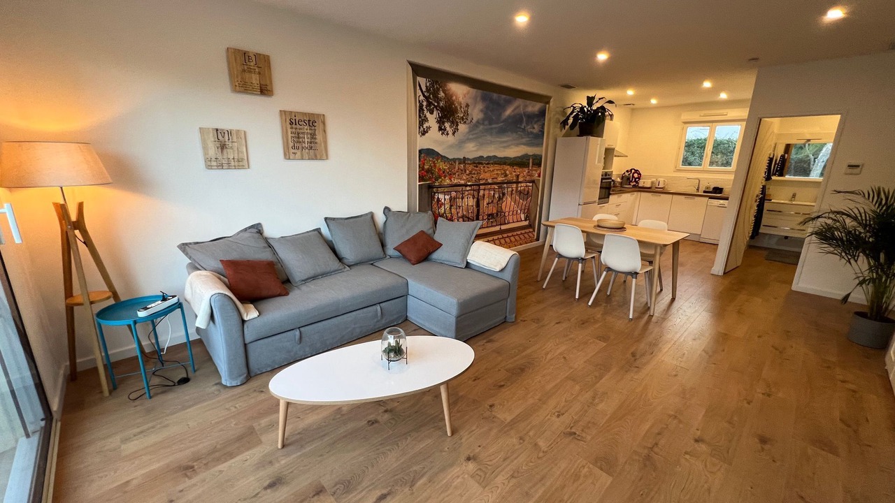 Photo of Livingroom in Saint-Clement-de-Riviere