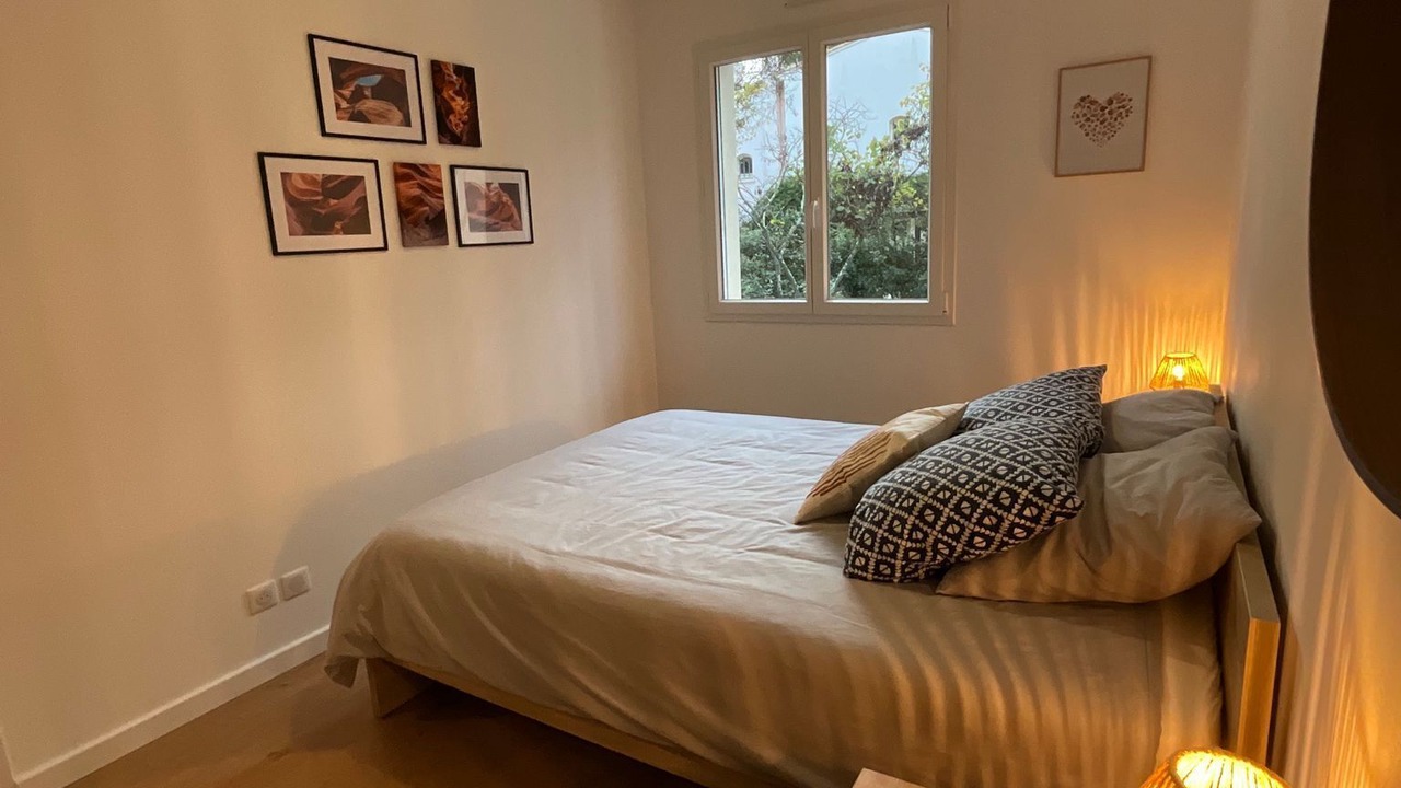 Photo of Bedroom in Saint-Clement-de-Riviere