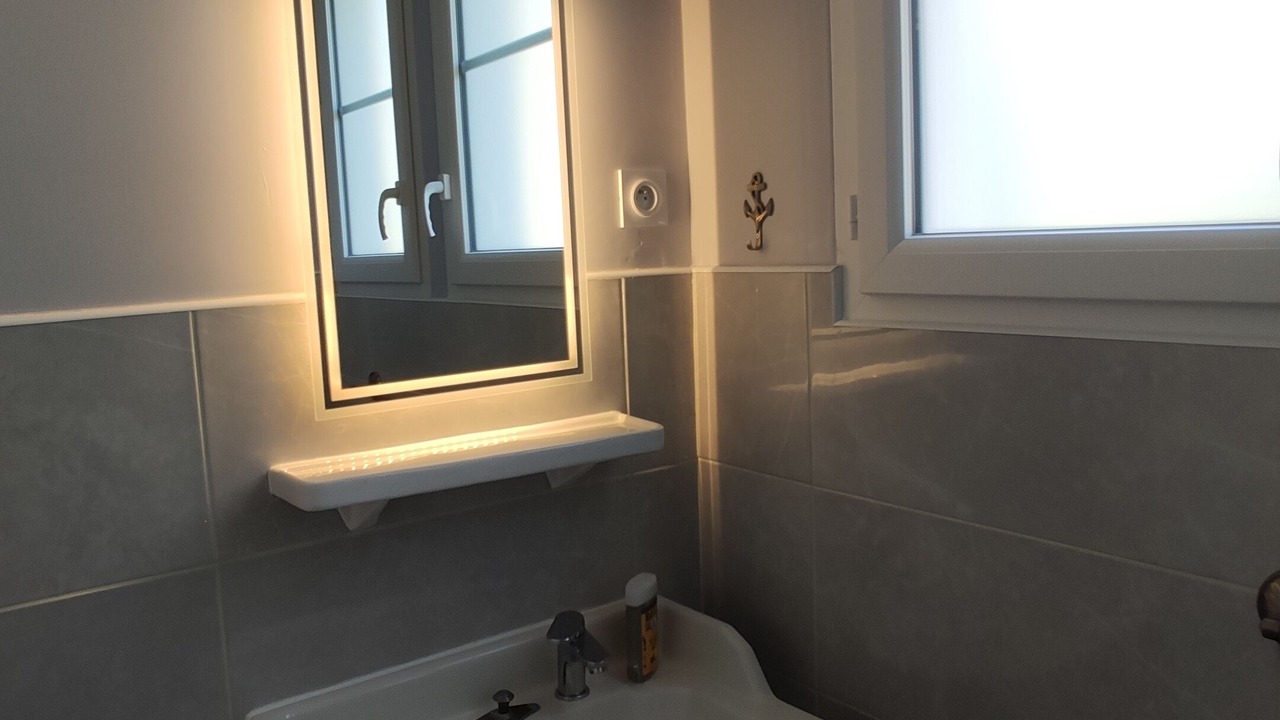 Photo of Bathroom in Pretot-Sainte-Suzanne