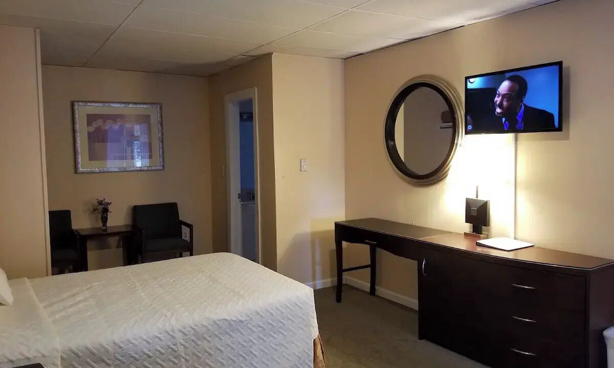 Photo of Bedroom in Lake George