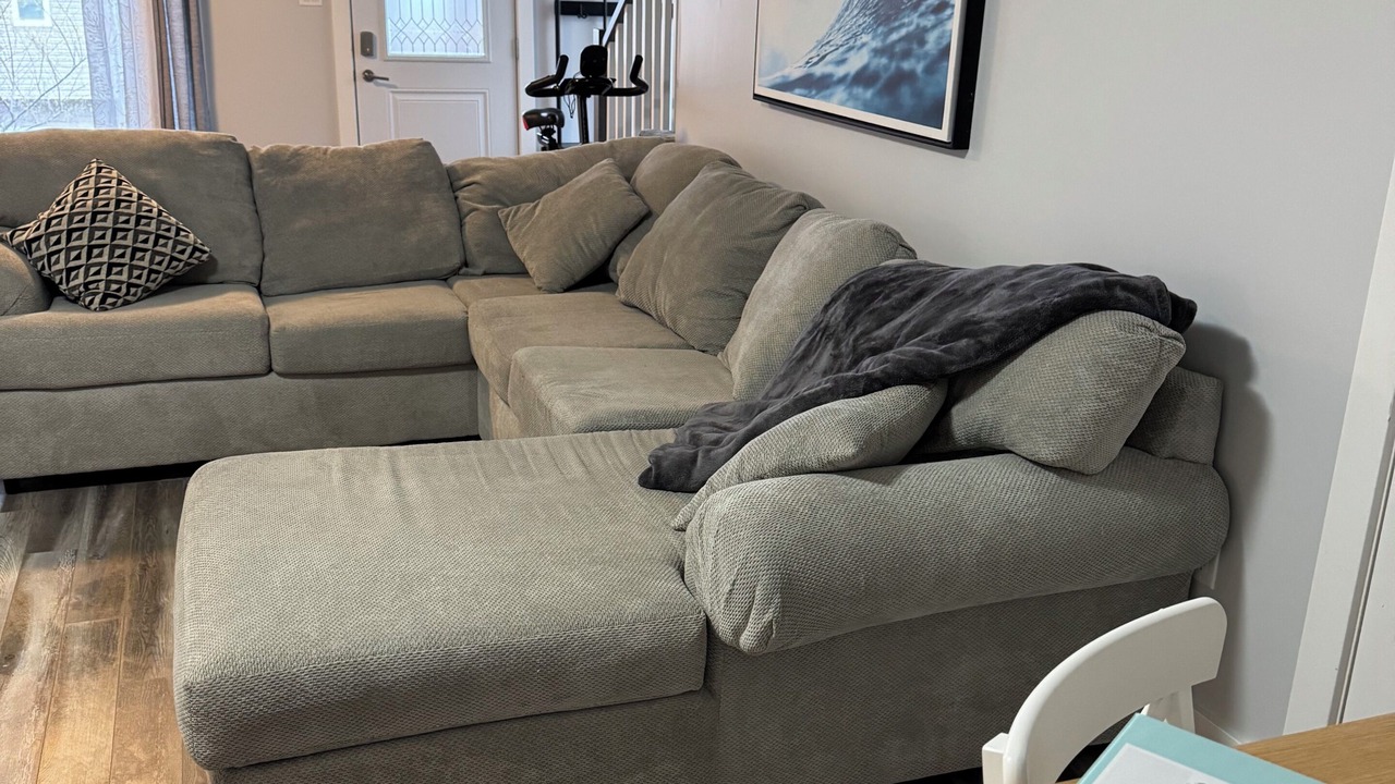 Photo of Livingroom in Dartmouth