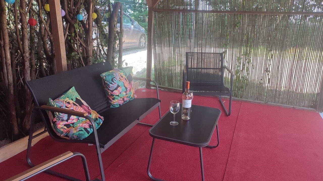 Photo of Patio Balcony in Aigurande