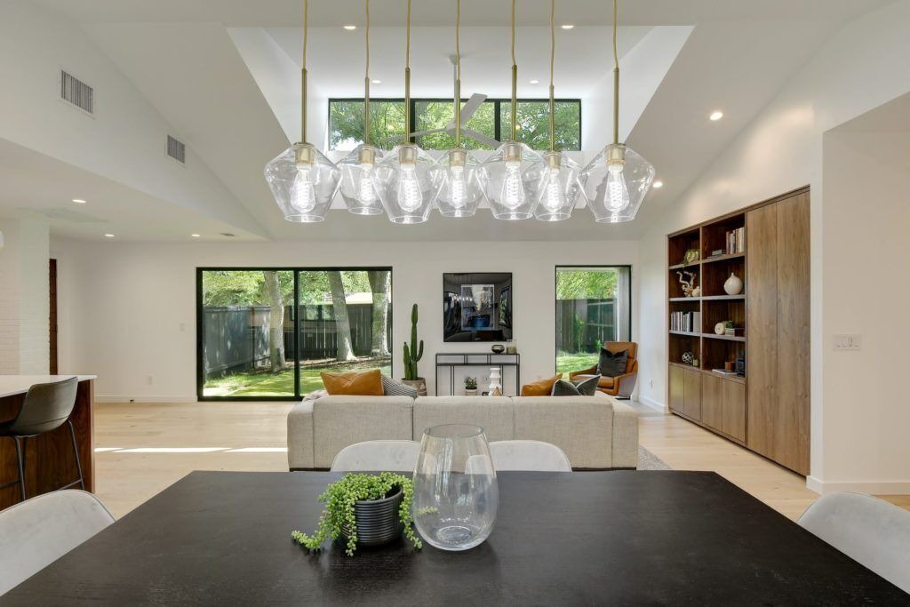 Photo of Livingroom in Barton Hills