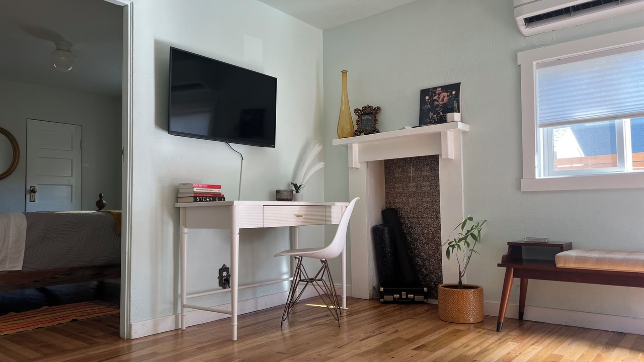 Photo of Others in Depot Bench