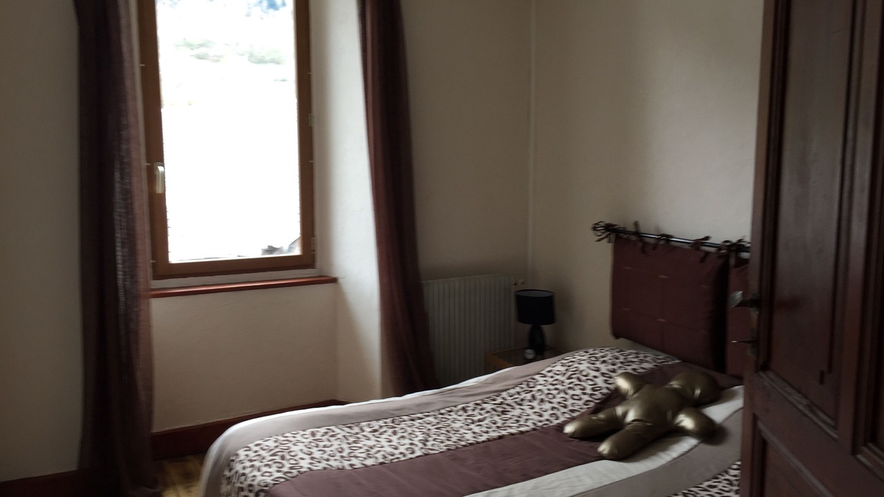 Photo of Bedroom in Saint-Aventin
