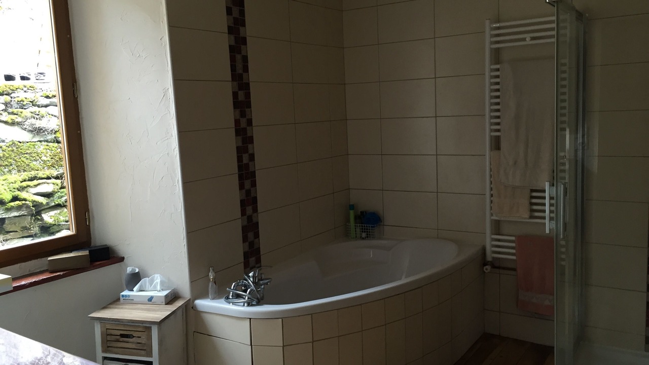Photo of Bathroom in Saint-Aventin