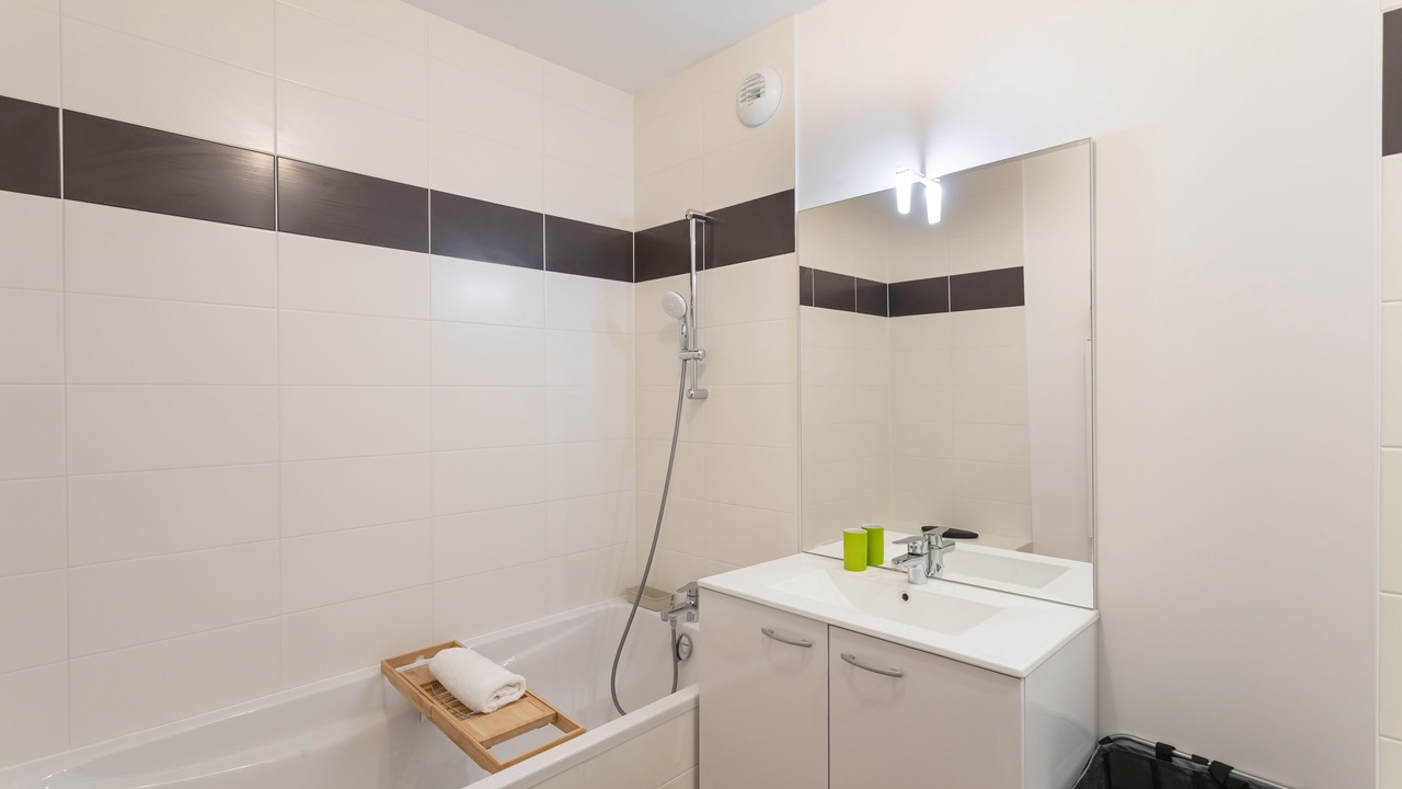Photo of Bathroom in Arsenal-Redon
