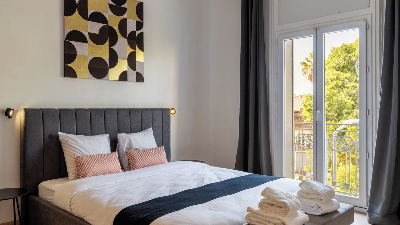 Photo of Bedroom in Beziers City Centre