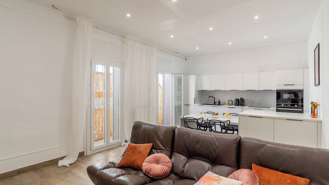 Photo of Livingroom in Beziers City Centre