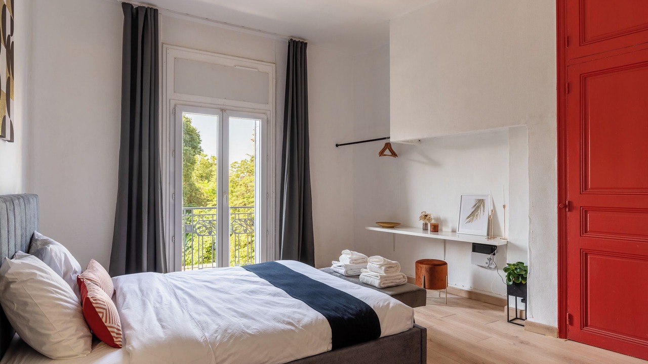 Photo of Bedroom in Beziers City Centre