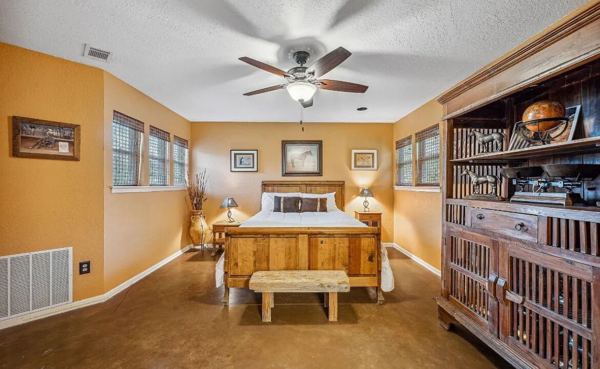 Photo of Bedroom in Annetta North