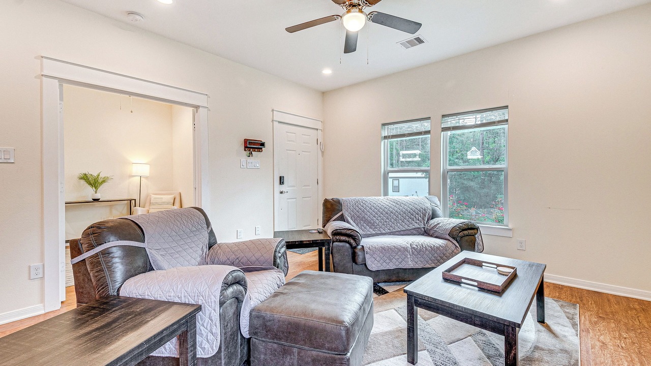 Photo of Livingroom in Montgomery