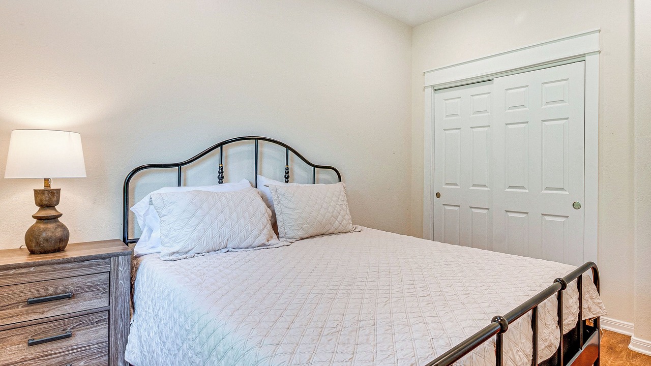 Photo of Bedroom in Montgomery