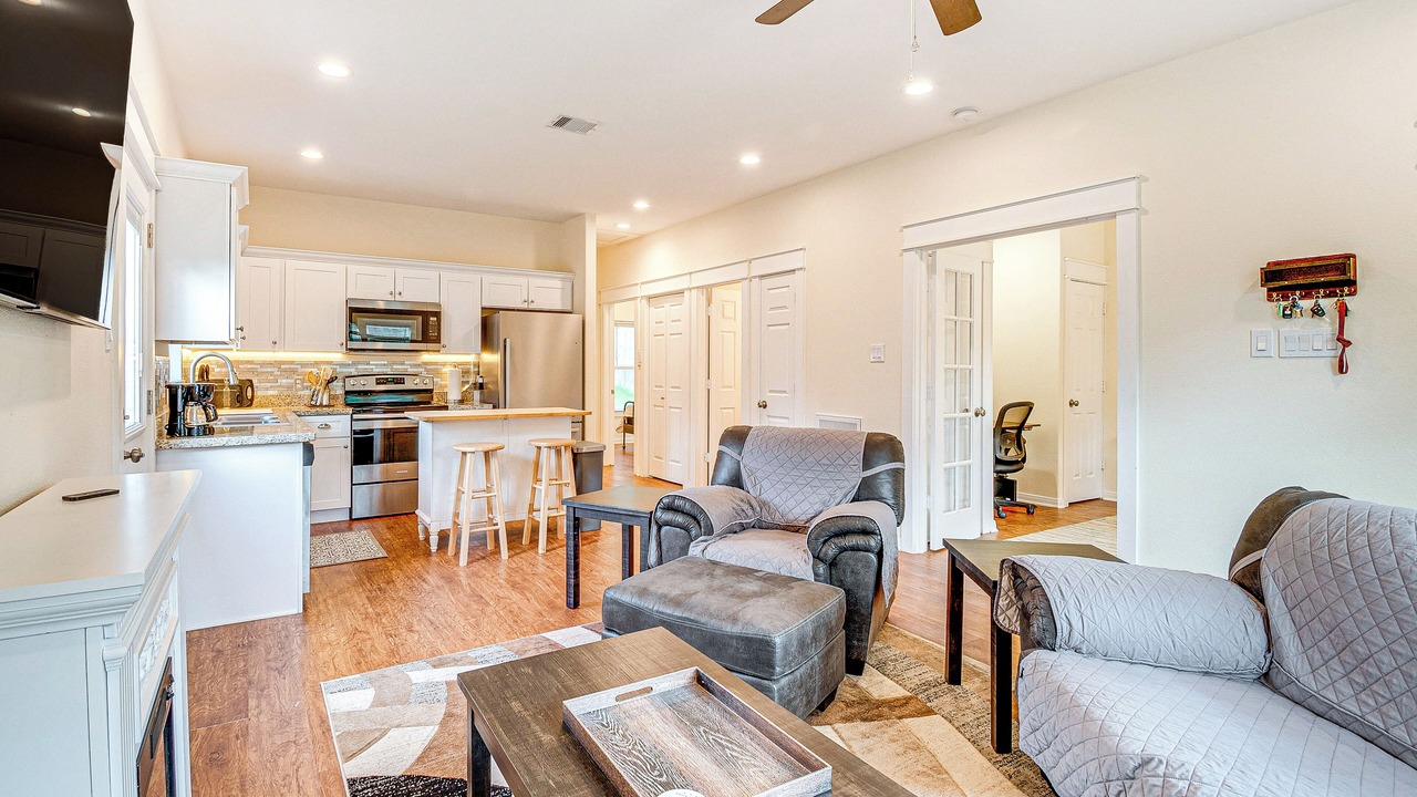 Photo of Livingroom in Montgomery