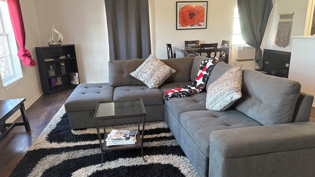 Photo of Livingroom in Dodd City