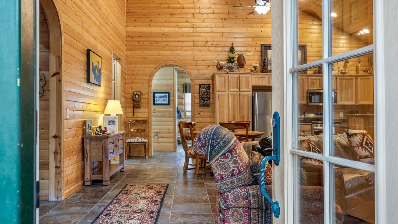Photo of Livingroom in Greer