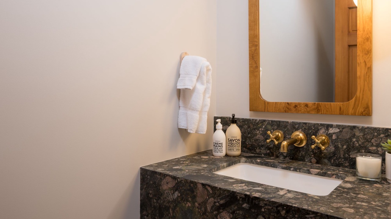 Photo of Bathroom in Hulen Meadows