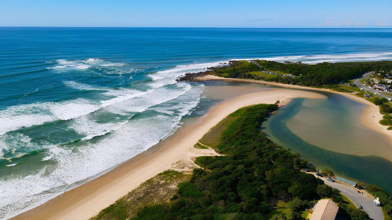Photo of Others in Hastings Point