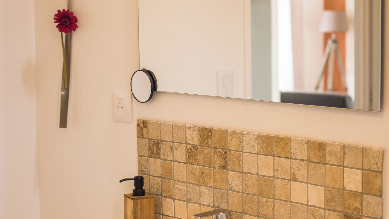 Photo of Bathroom in Criquetot-lʼEsneval
