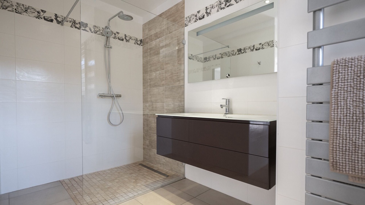 Photo of Bathroom in Saint-Ambroix