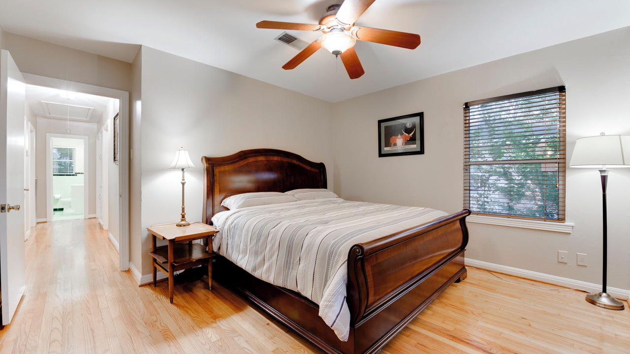 Photo of Bedroom in Bellaire