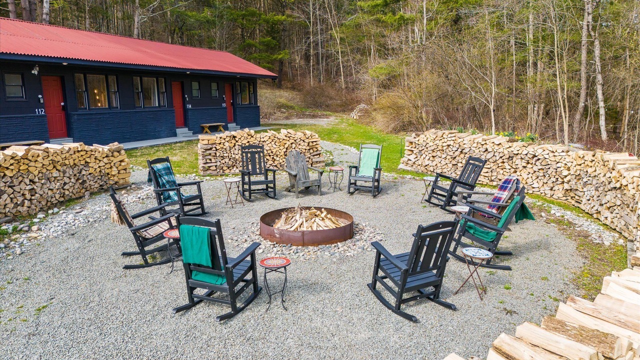 Photo of Outdoor in Hancock