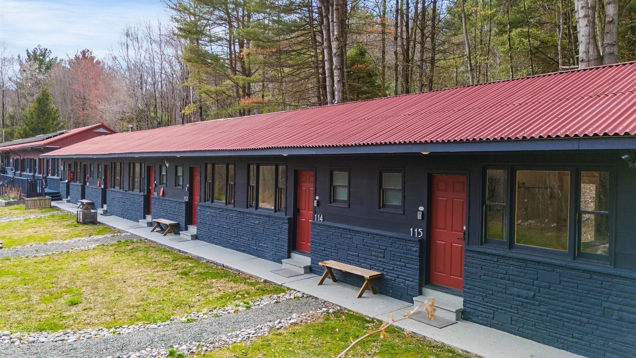 Photo of Outdoor in Hancock