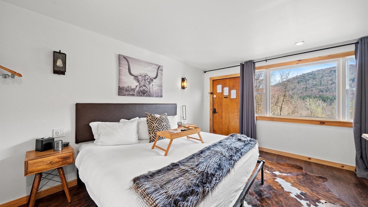 Photo of Bedroom in Hancock