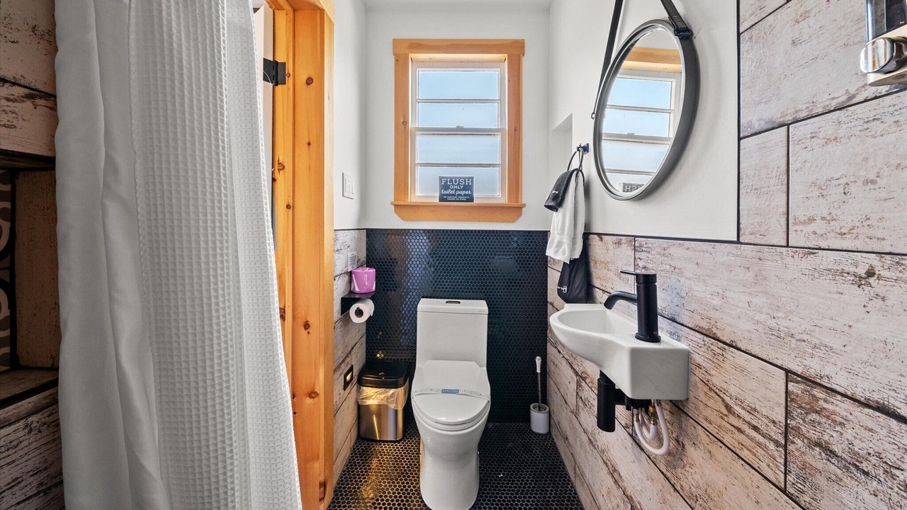 Photo of Bathroom in Hancock