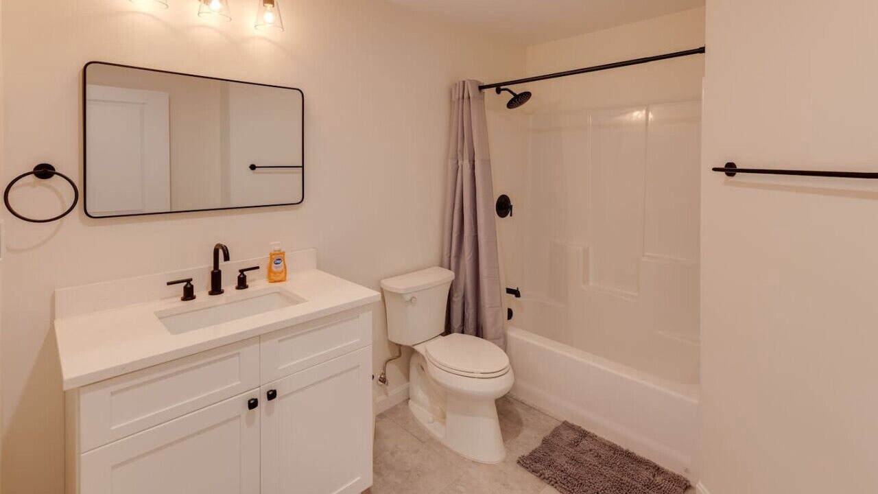 Photo of Bathroom in Lincoln