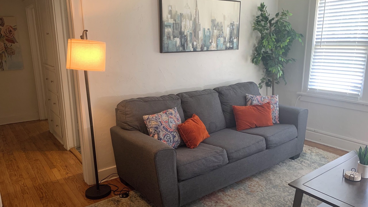 Photo of Livingroom in Miller