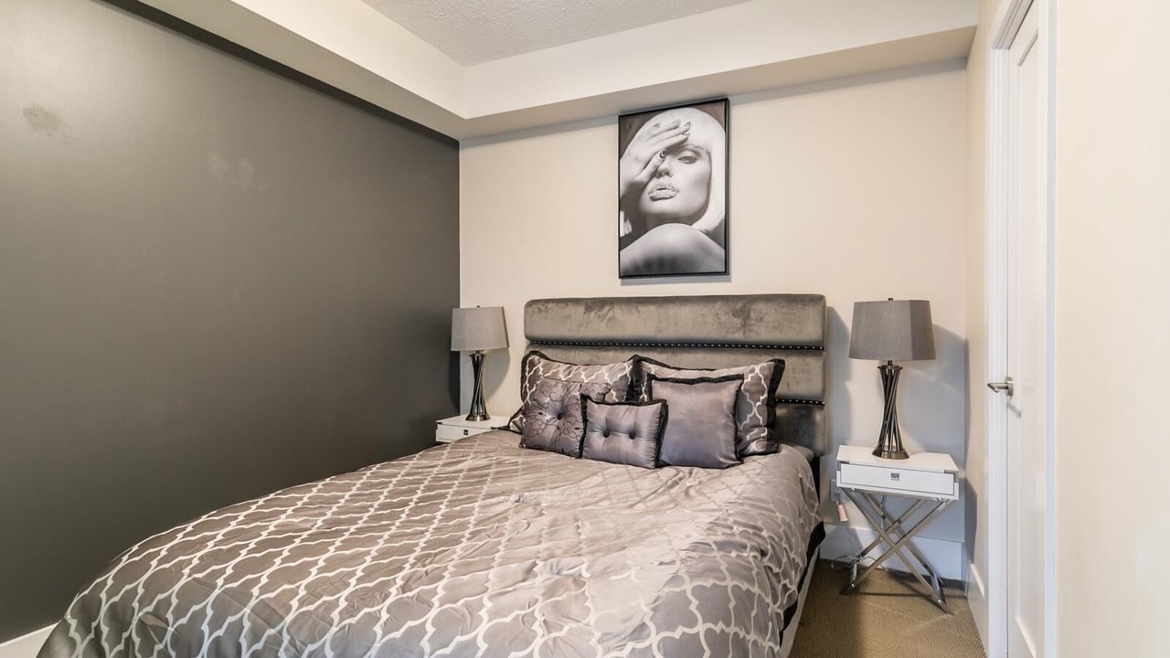 Photo of Bedroom in Toronto Entertainment District