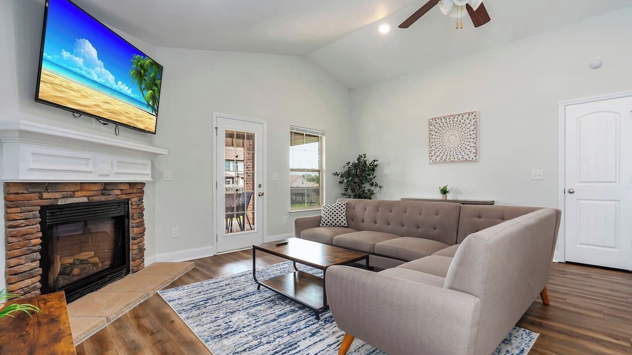 Photo of Livingroom in Madison