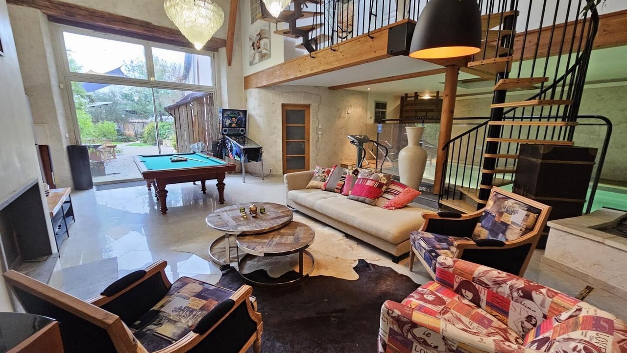 Photo of Livingroom in Pierry