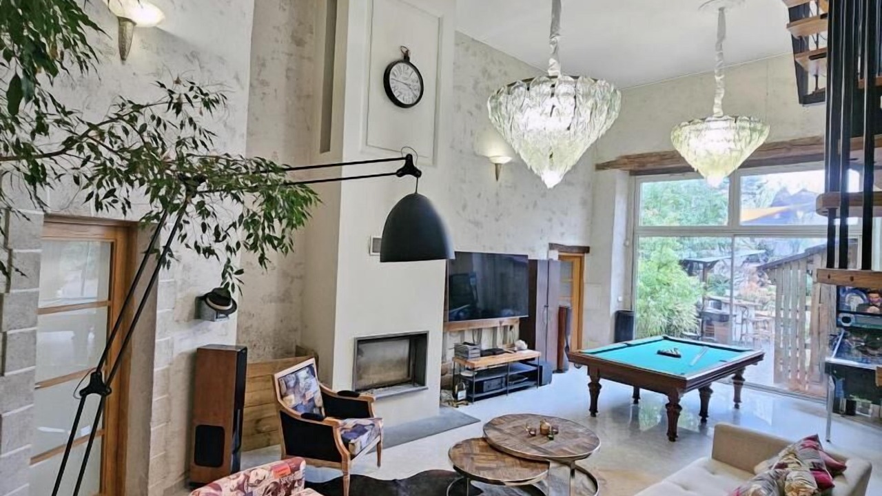 Photo of Livingroom in Pierry