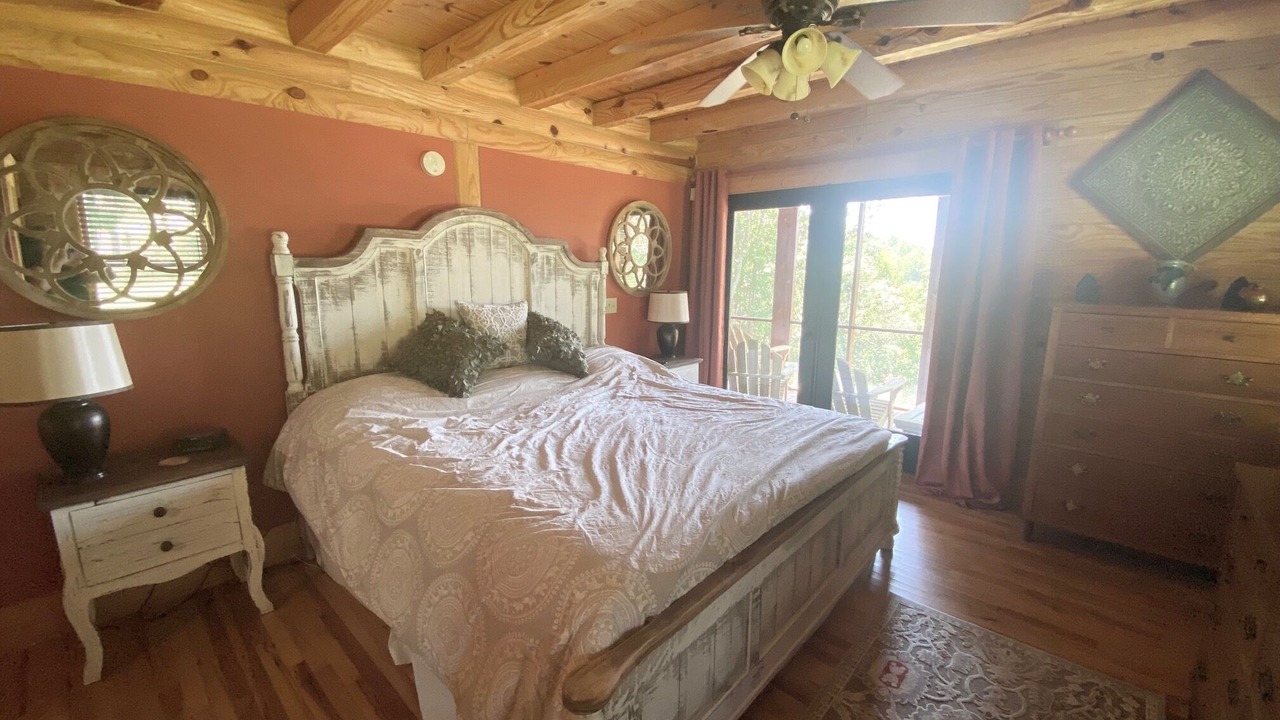 Photo of Bedroom in Fort Payne
