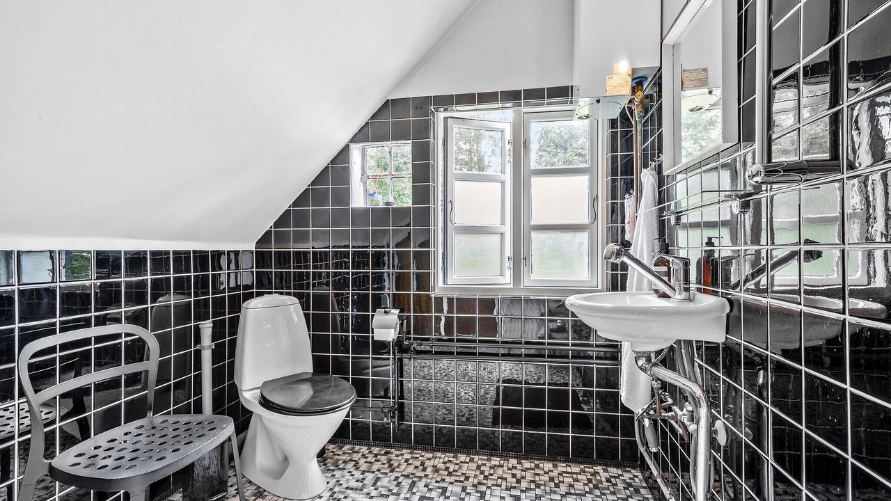 Photo of Bathroom in Yderby