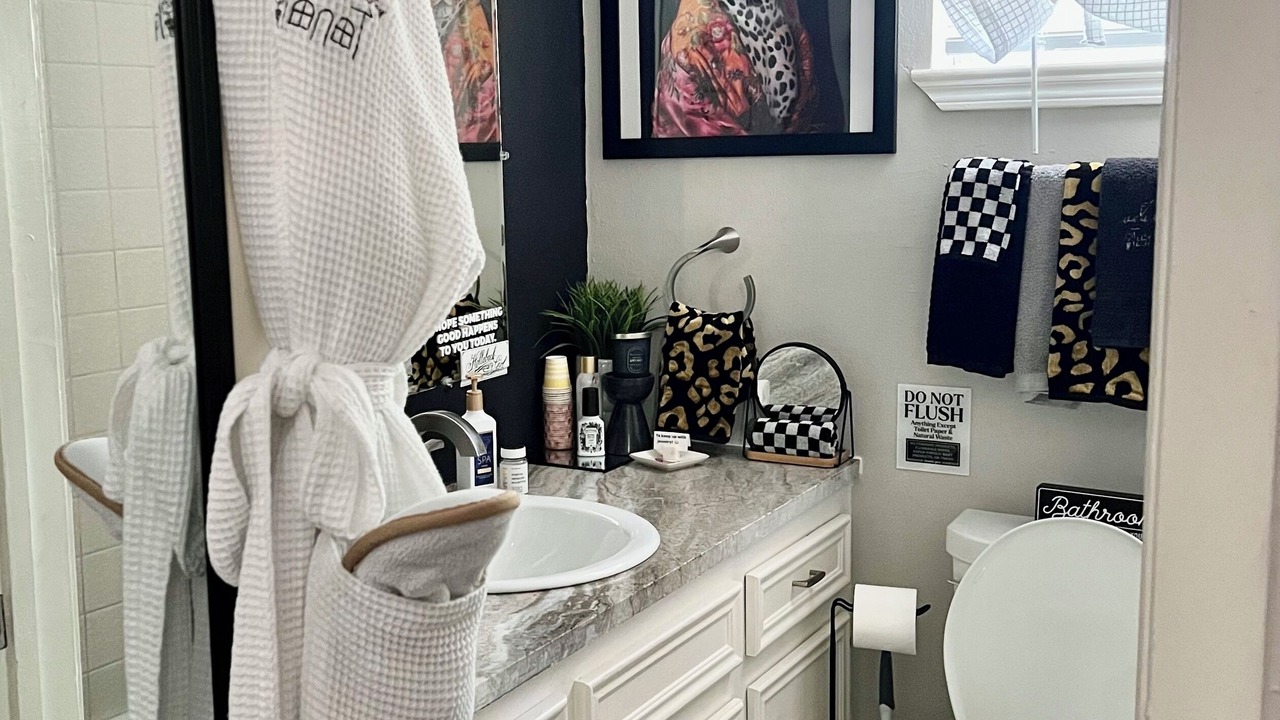 Photo of Bathroom in College Park