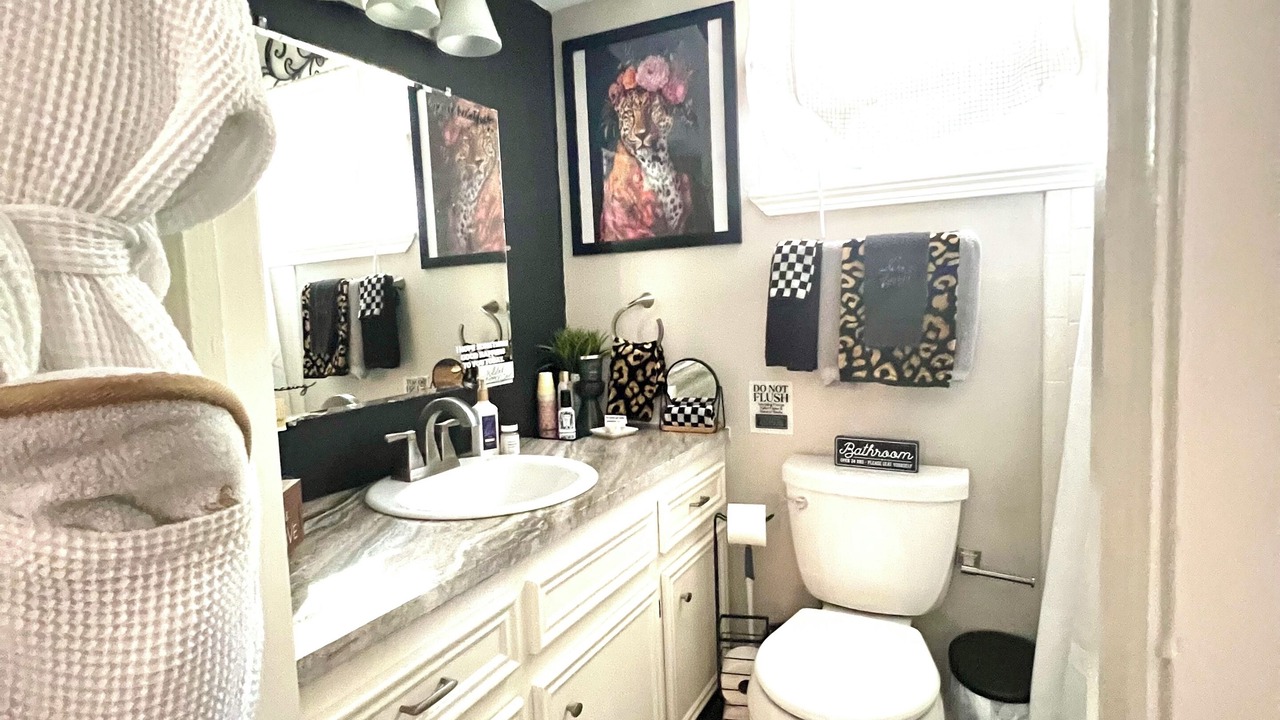 Photo of Bathroom in College Park