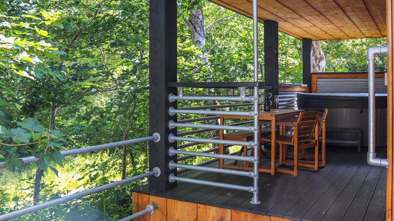 Photo of Others in Bont Newydd