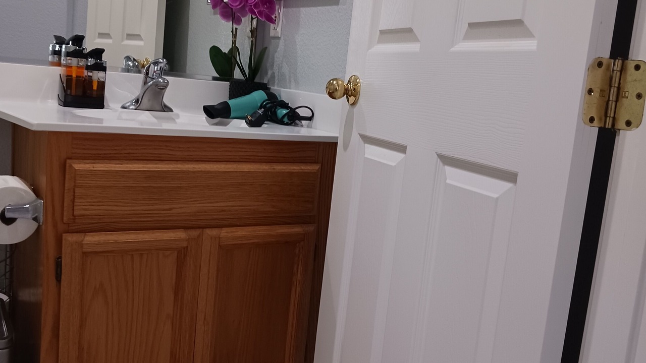 Photo of Bathroom in Regency Park