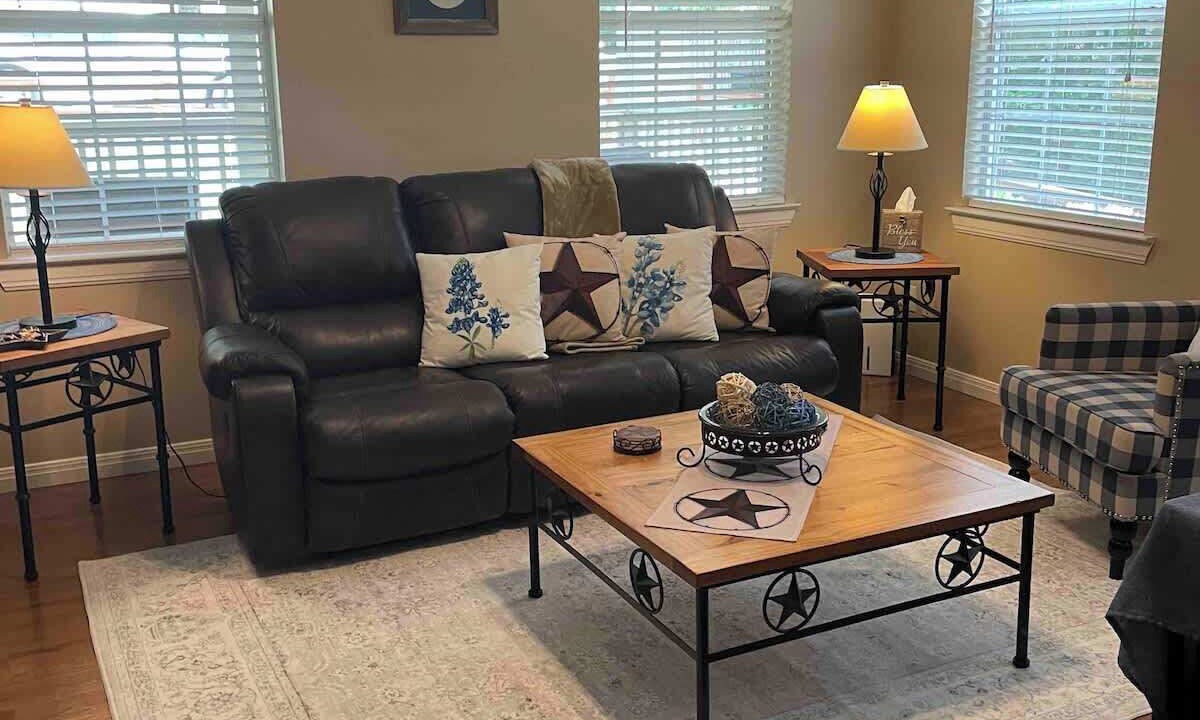 Photo of Livingroom in Waco
