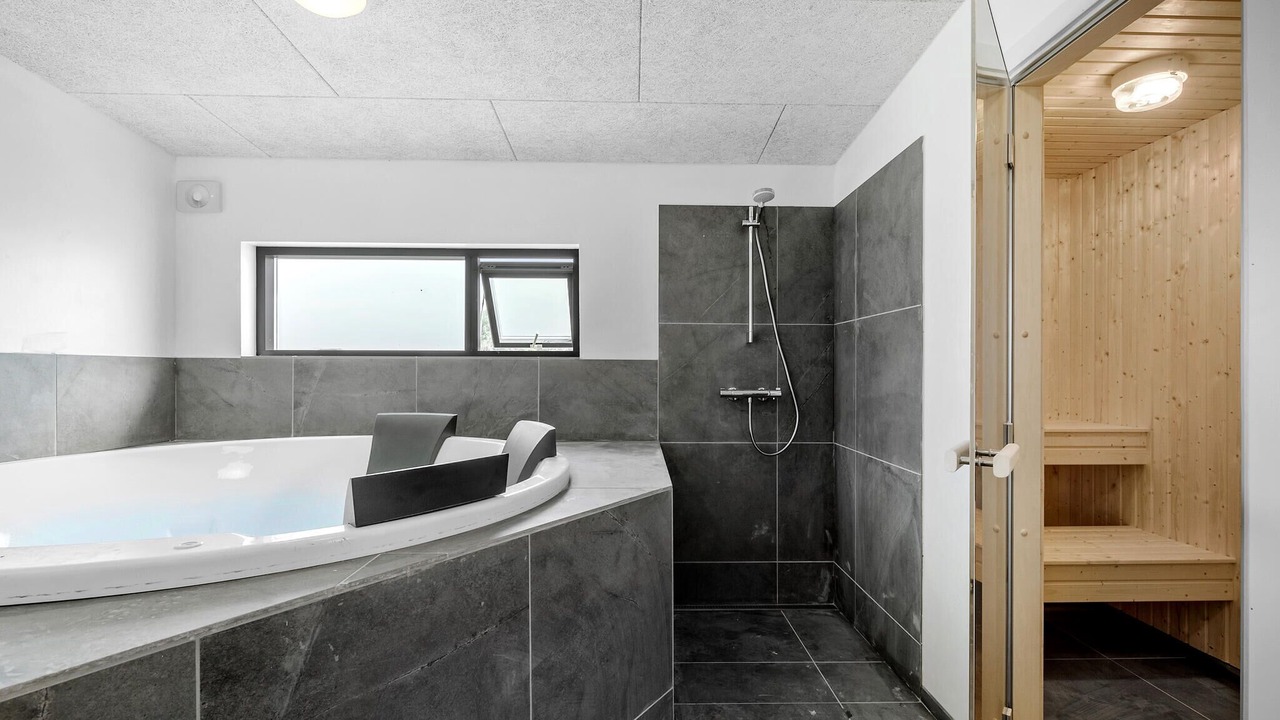 Photo of Bathroom in Grenaa